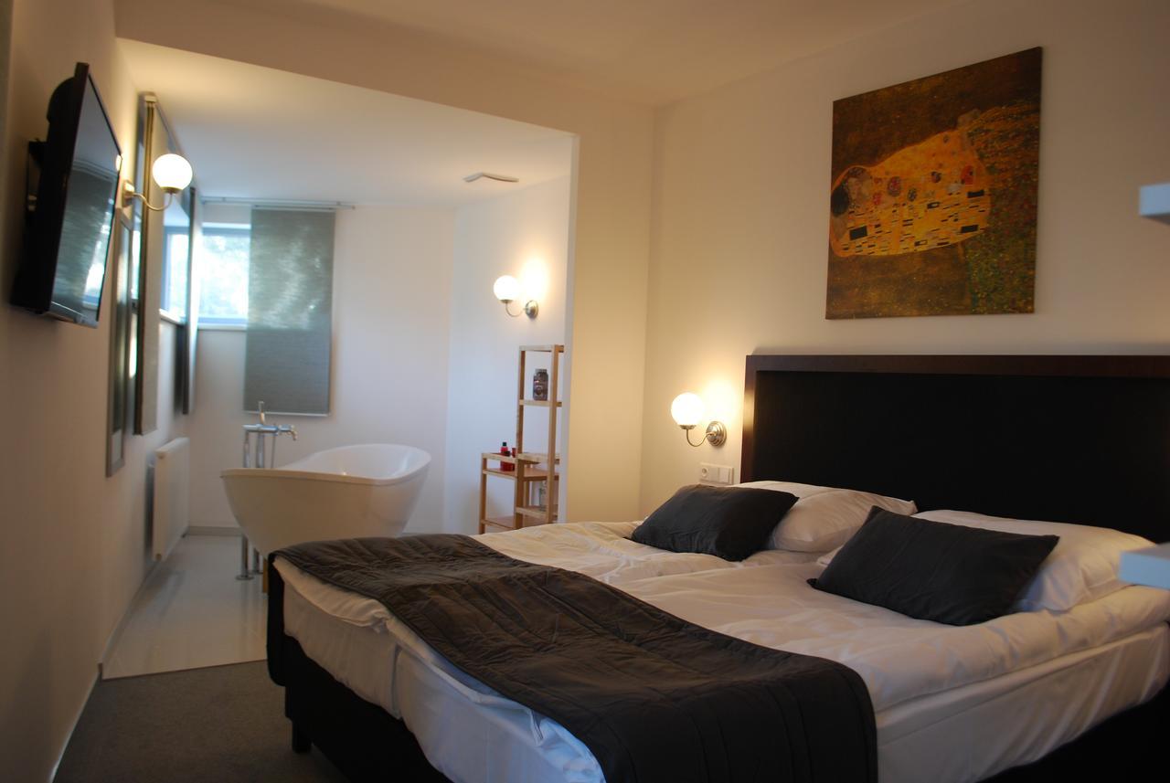 Hotel Koruna Chlumec nad Cidlinou Kamer foto